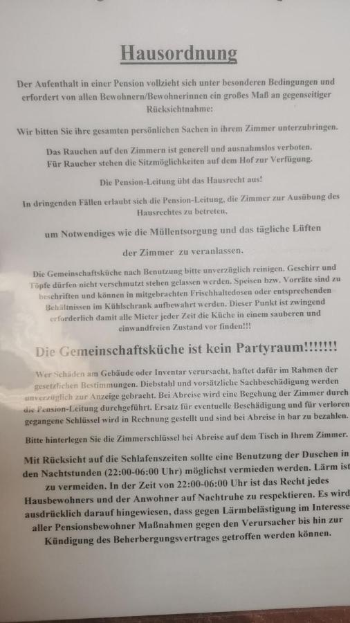 Zimmervermietung Schoenfliesser Stuben Auch Fuer Monteure Eisenhüttenstadt Dış mekan fotoğraf